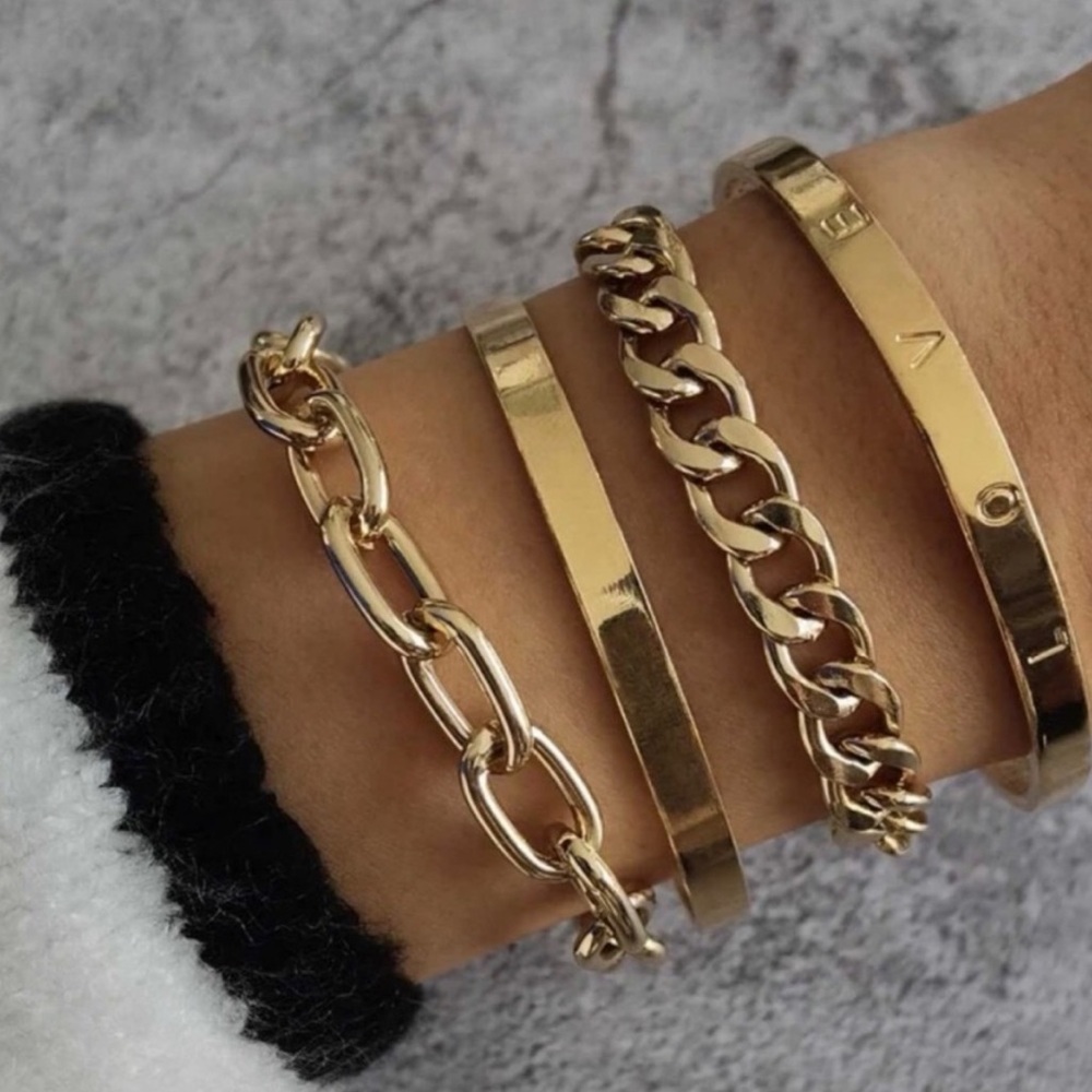 Gold Set Bracelets *NEW*